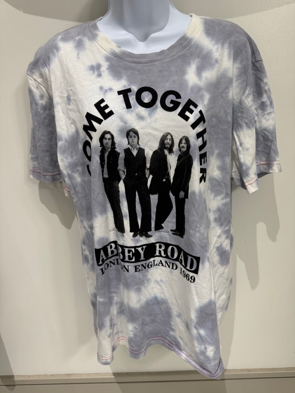 The Beatles-Hard Rock Cafe Los Angeles Tie-Dye Tee - Gray & White
